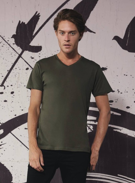 Tee-shirt homme col V en coton bio